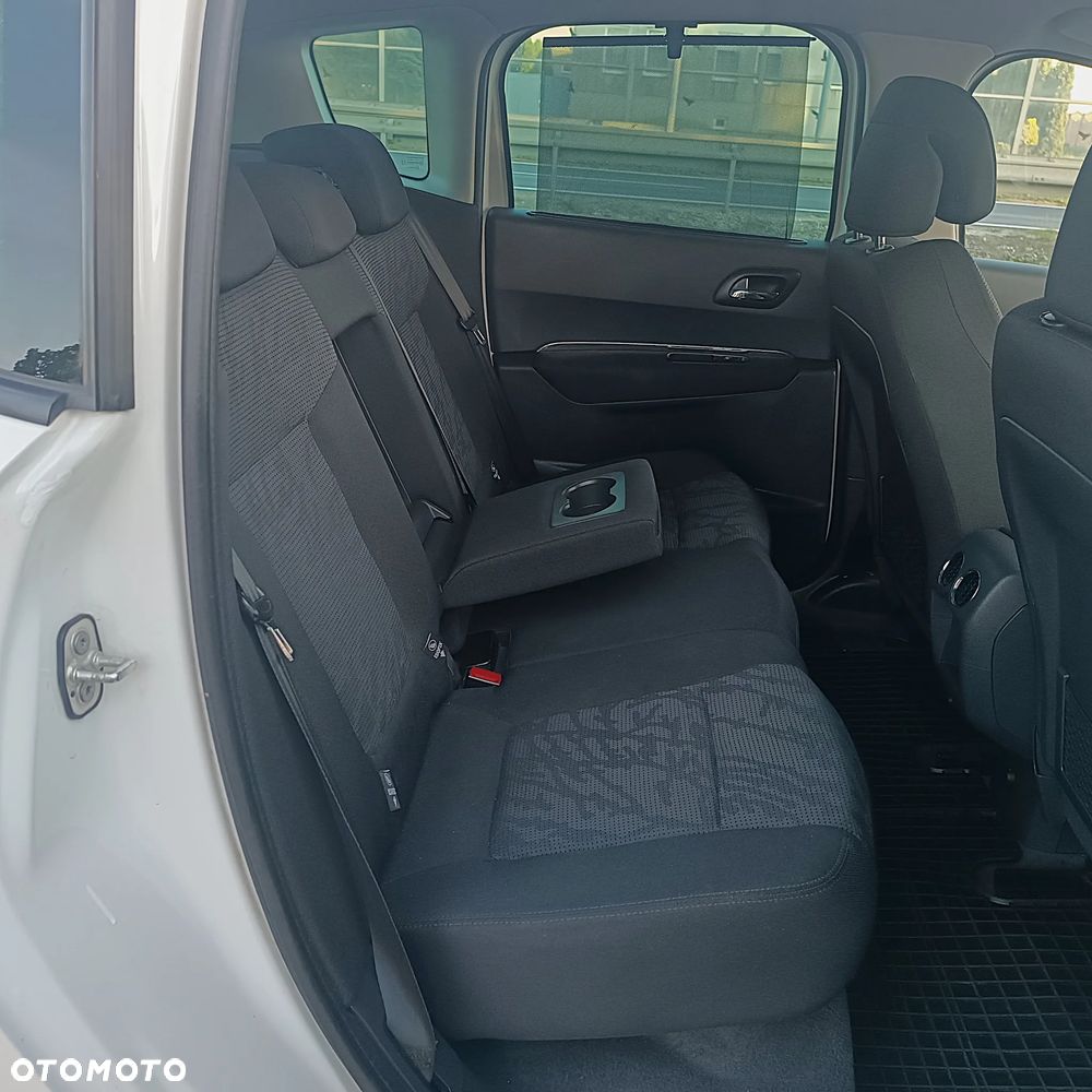 Peugeot 3008 1.6 HDi Trendy - 15