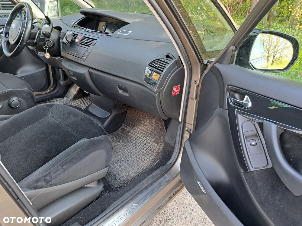Citroën C4 Grand Picasso 2.0 HDi FAP 7-Sitzer ESG6 Exclusive - 19