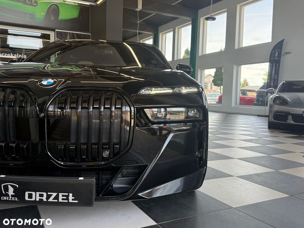 BMW Seria 7 - 40
