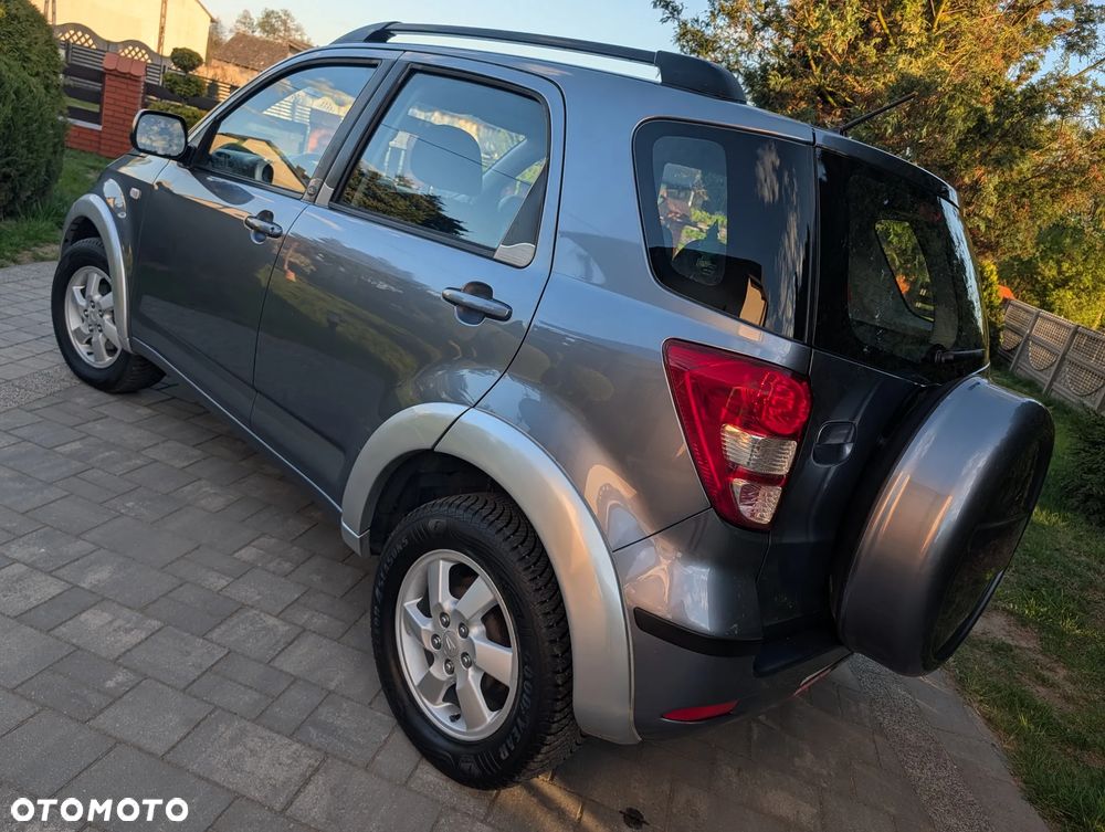 Daihatsu Terios Standard - 3