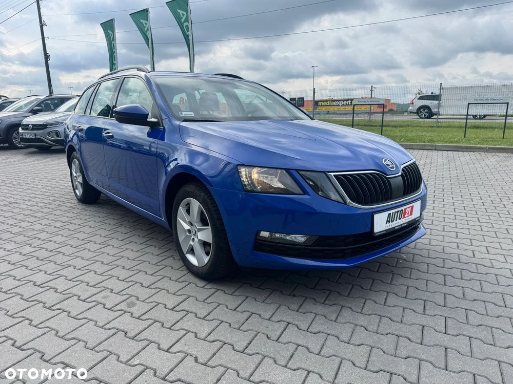Skoda Octavia 2.0 TDI SCR Ambition DSG - 3