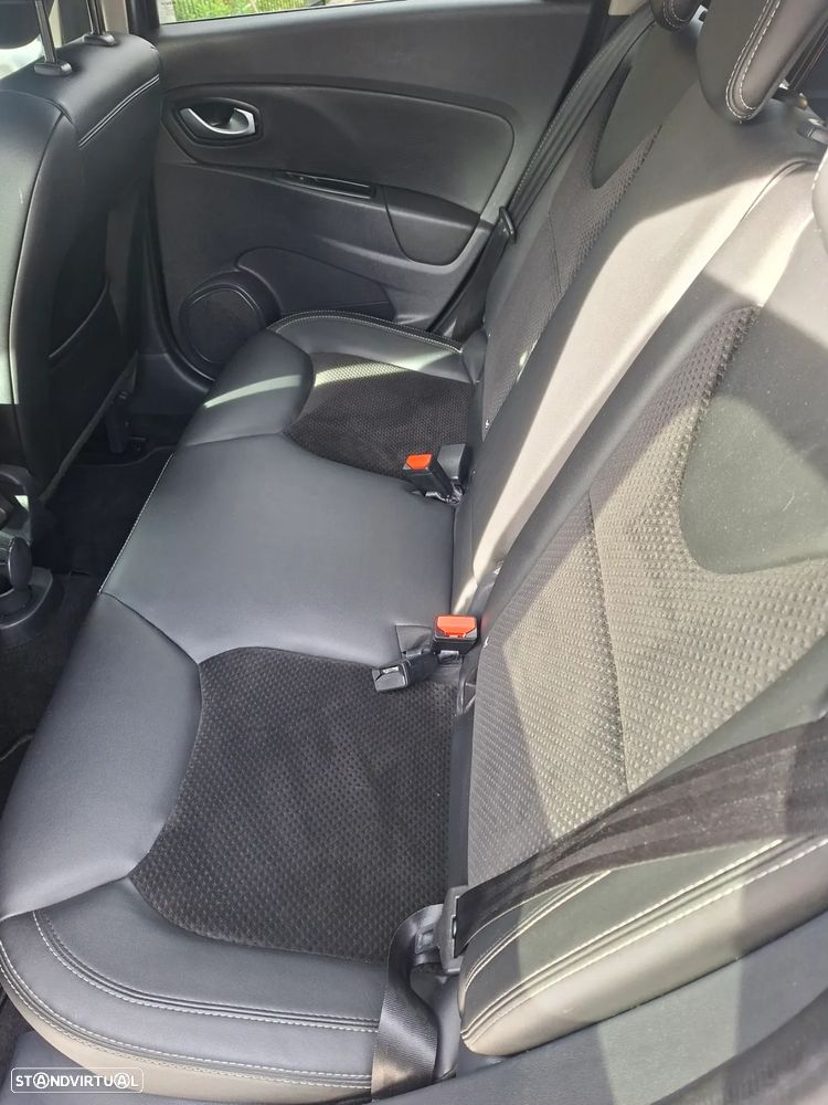 Renault Clio Sport Tourer Energy dCi 90 EDC Limited - 10