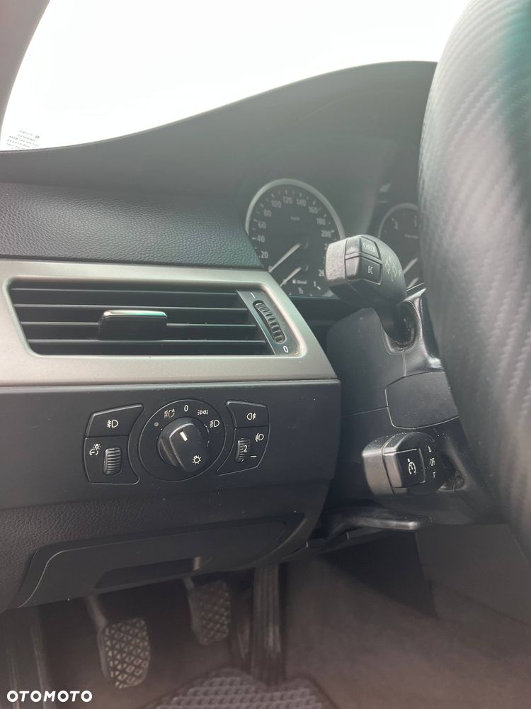 BMW Seria 5 520d - 7