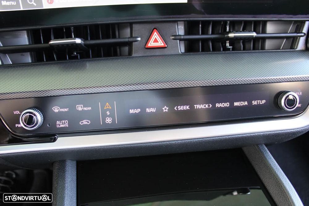 Kia Sportage 1.6 T-GDi HEV Drive - 30