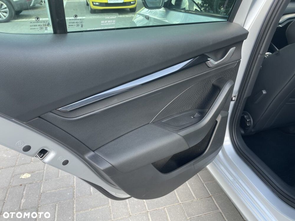 Skoda Octavia 1.5 TSI mHEV Sportline DSG - 18