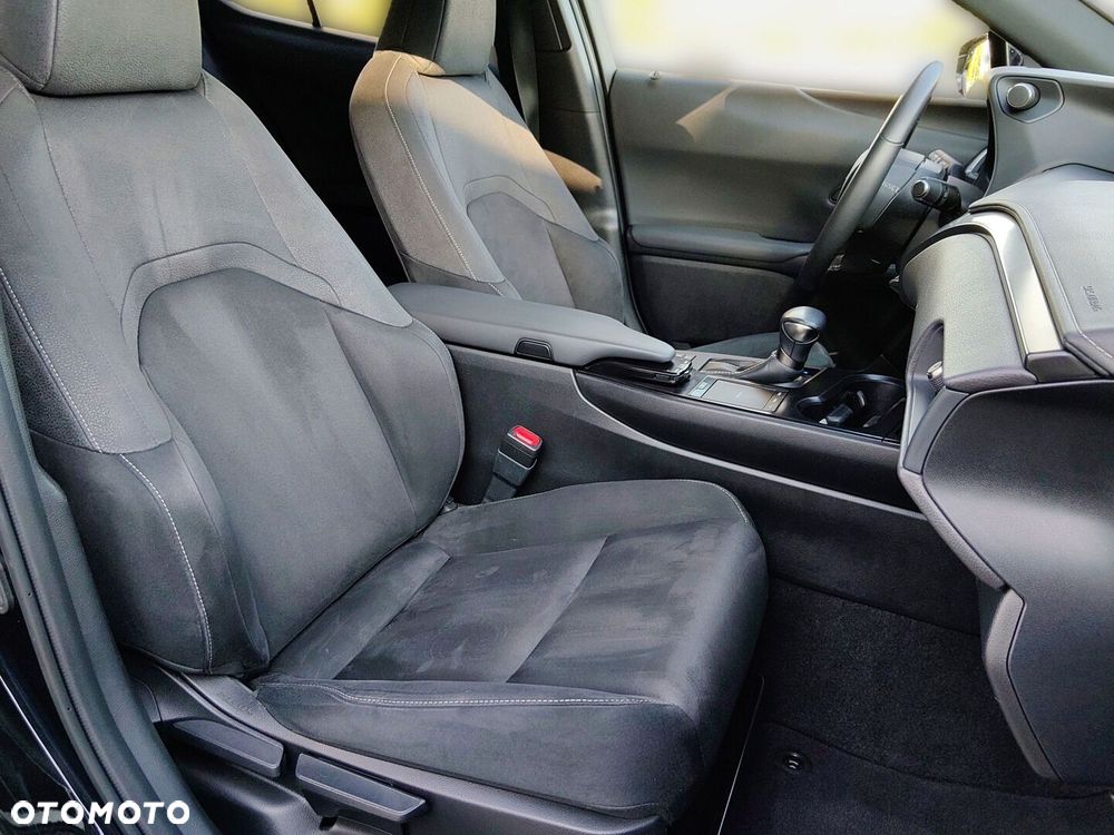 Lexus UX 200 GPF Business Edition 2WD - 14