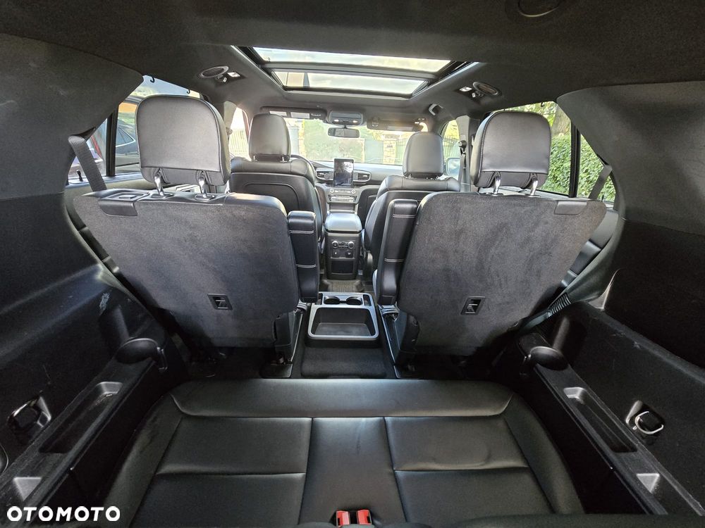 Ford Explorer 3.0 EcoBoost PHEV 4WD ST-Line - 28