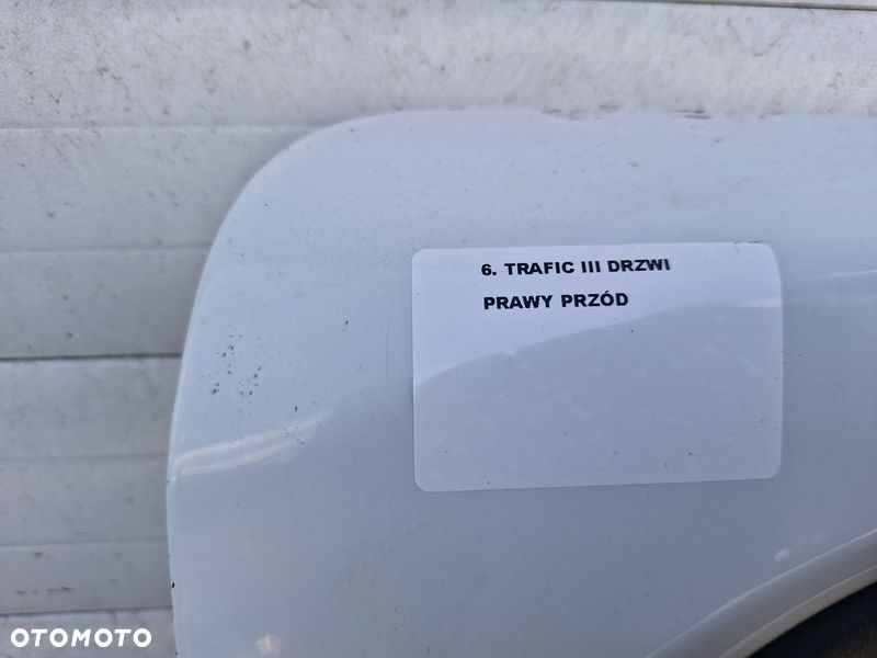 RENAULT TRAFIC III DRZWI PRAWY PRZÓD - 2