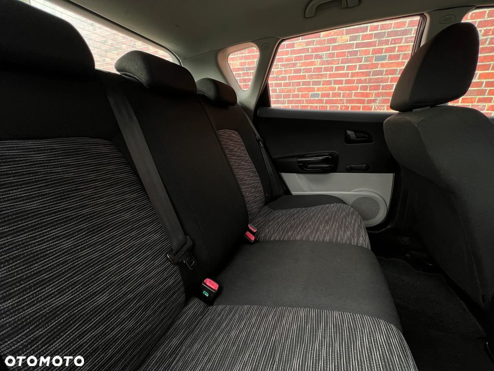 Kia Ceed - 20