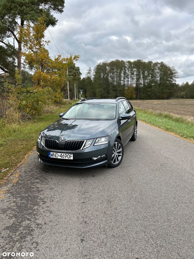 Skoda Octavia 2.0 TDI Clever DSG - 2