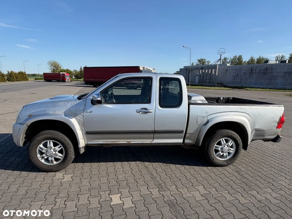 Isuzu D-Max 3.0d SC Custom - 4