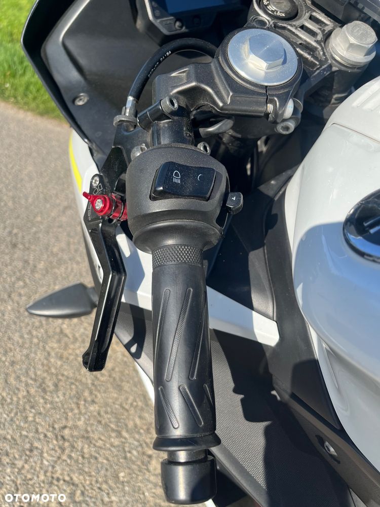 Yamaha R125 - 9