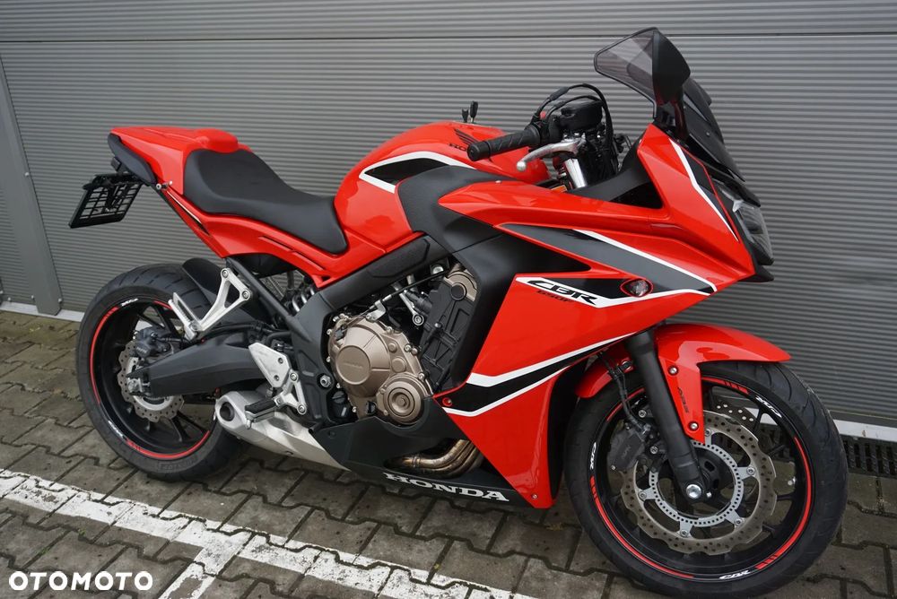 Honda CBR - 1