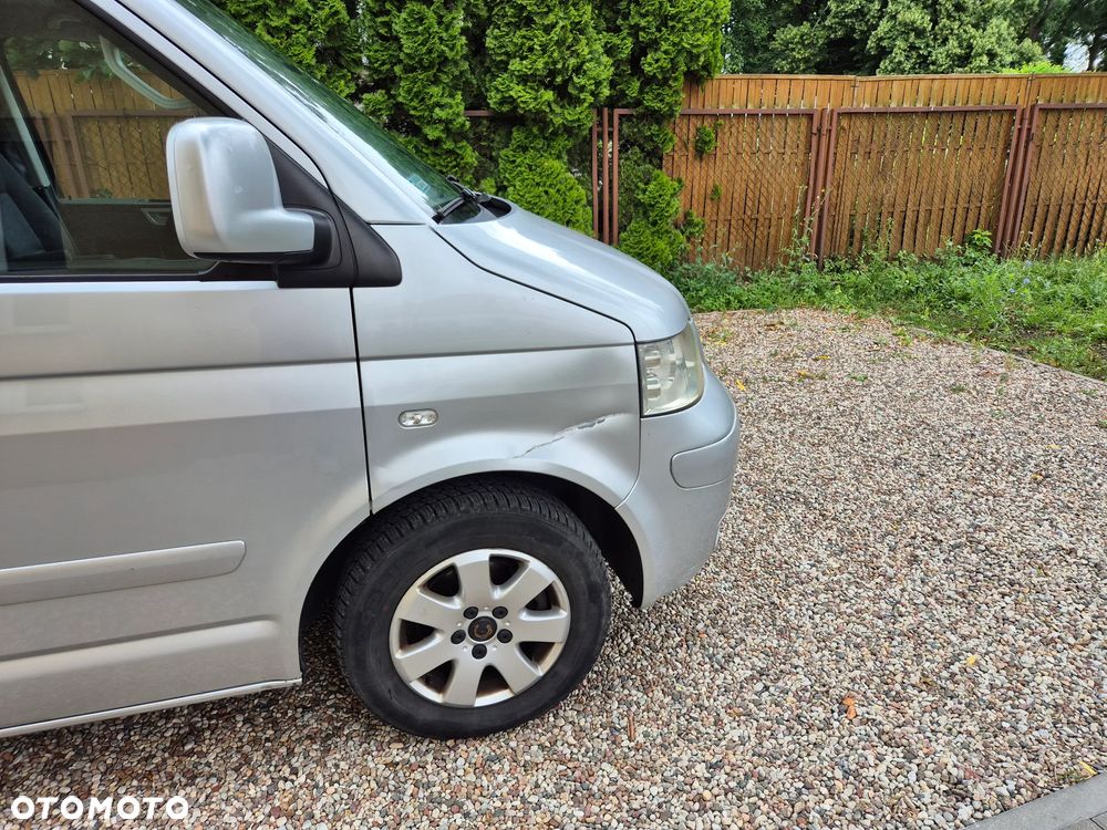 Volkswagen Multivan - 10