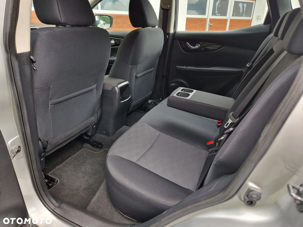 Nissan Qashqai - 23