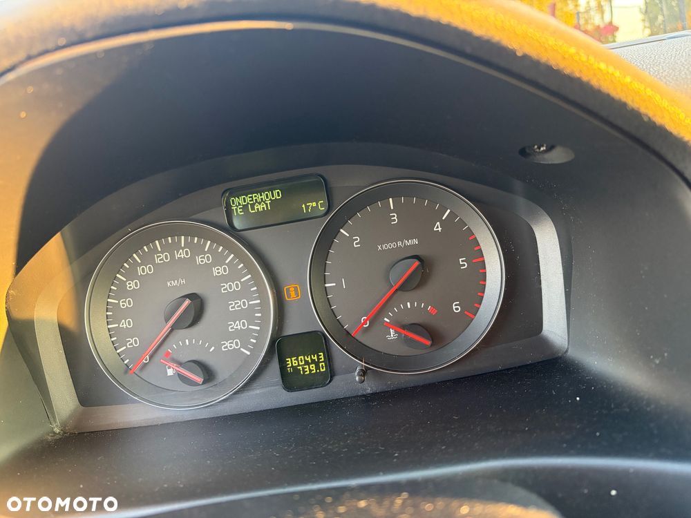 Volvo V50 - 5