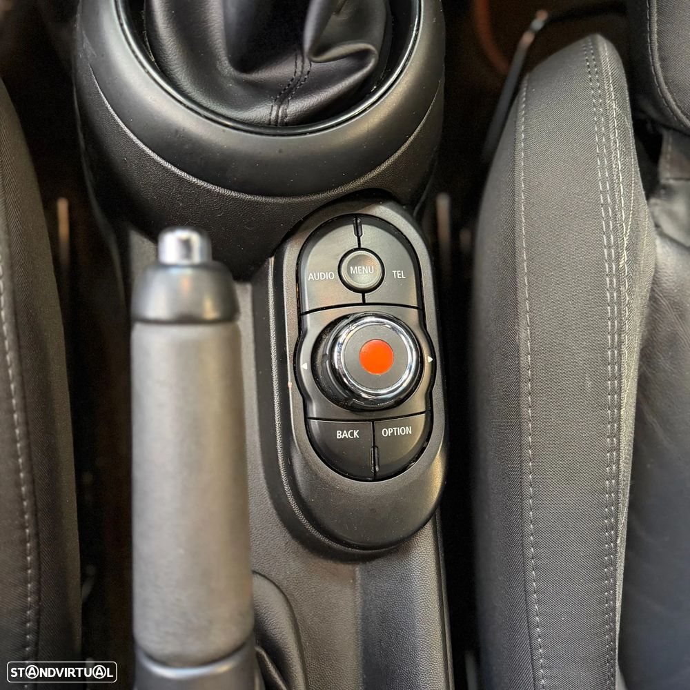 MINI 3 Portas Cooper D - 9