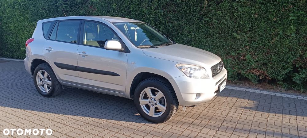 Toyota RAV4 2.0 VVT-i Sol - 3