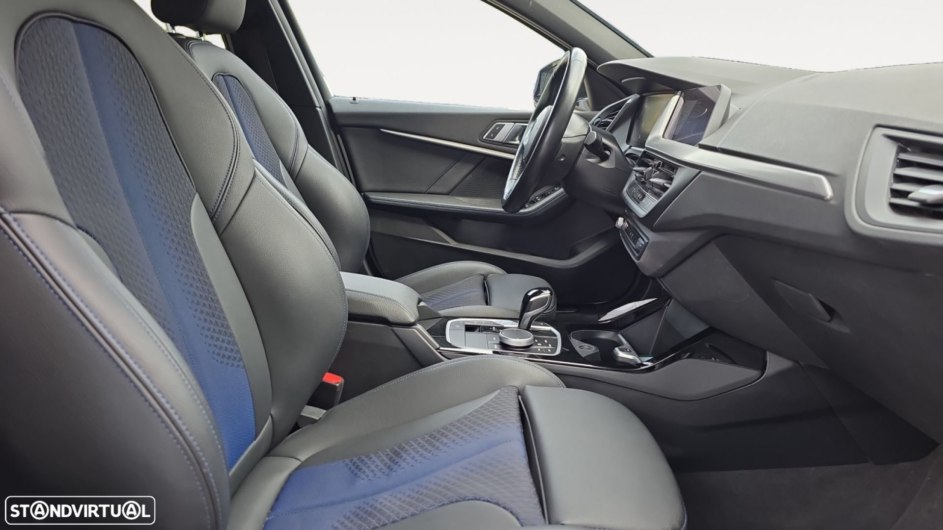 BMW 116 d Pack Desportivo M Auto - 10