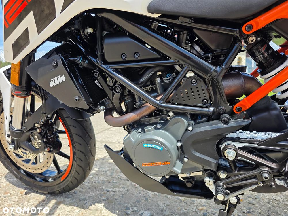 KTM Duke 125 - 16