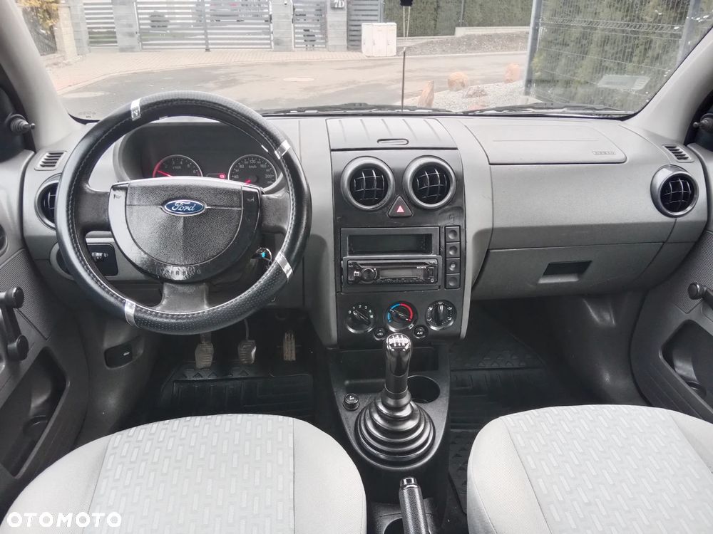 Ford Fusion 1.4 Ambiente - 6