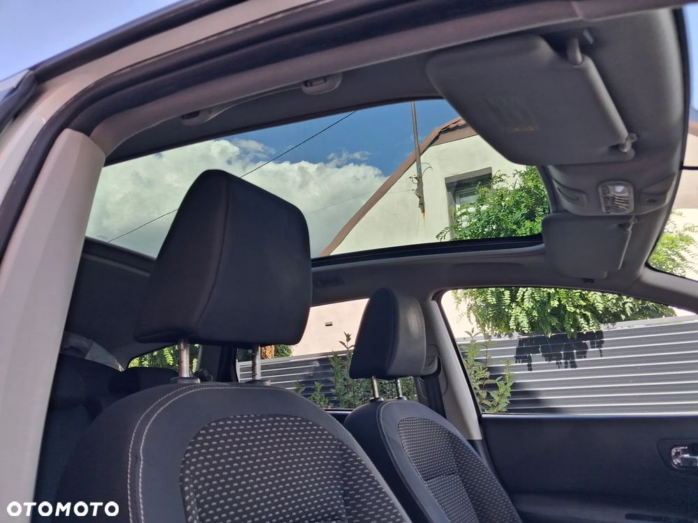 Nissan Qashqai+2 2.0 Acenta - 10