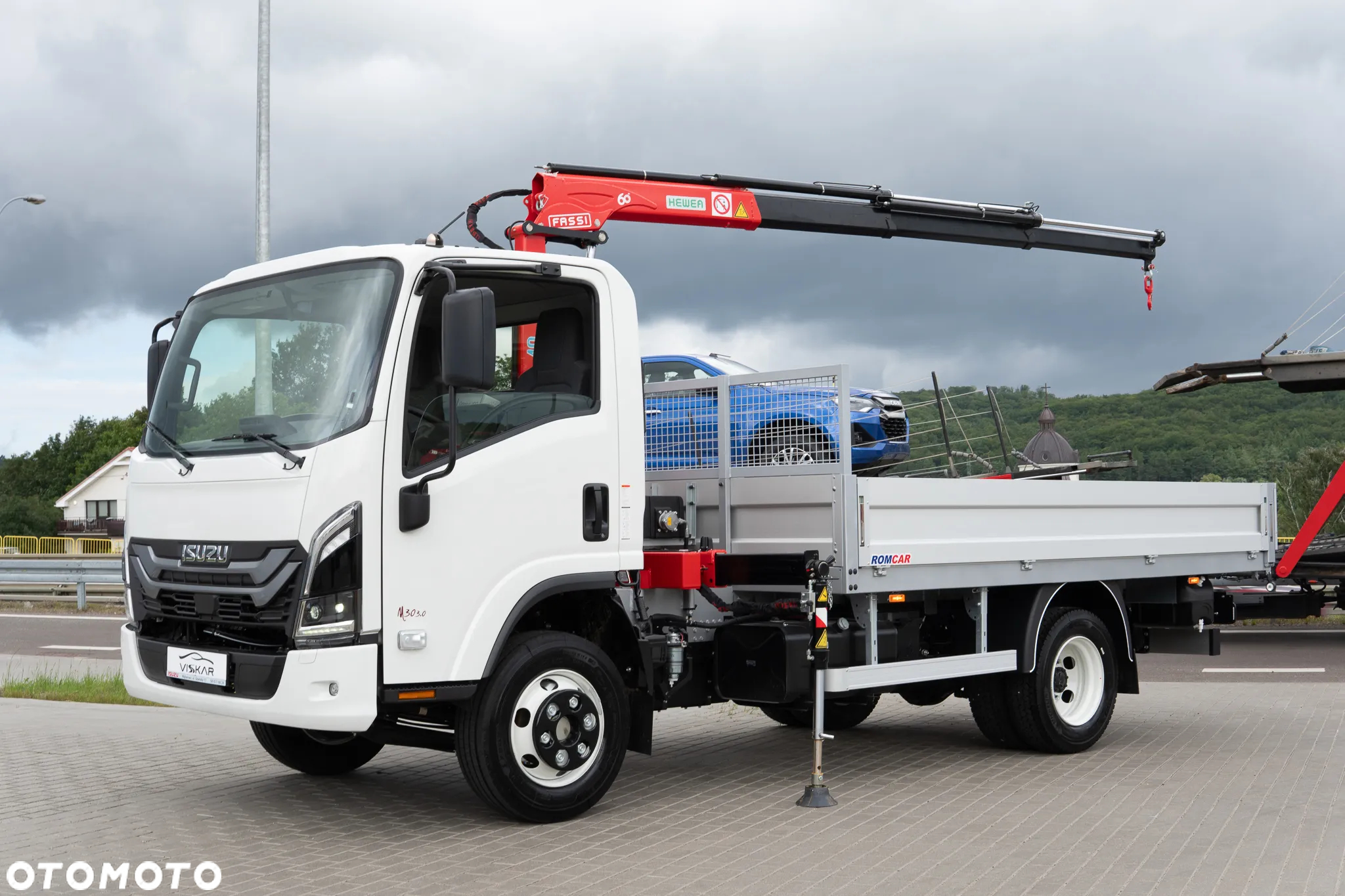 Isuzu M30 - 12