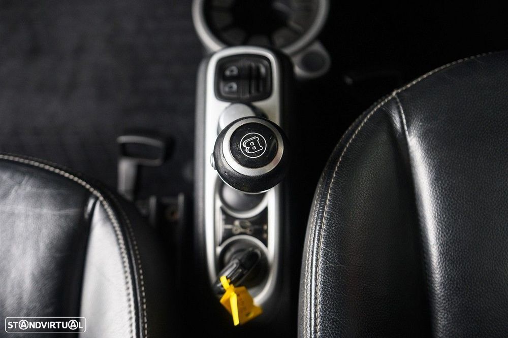 Smart Fortwo Cabrio 1.0 T Brabus Xclusive - 44