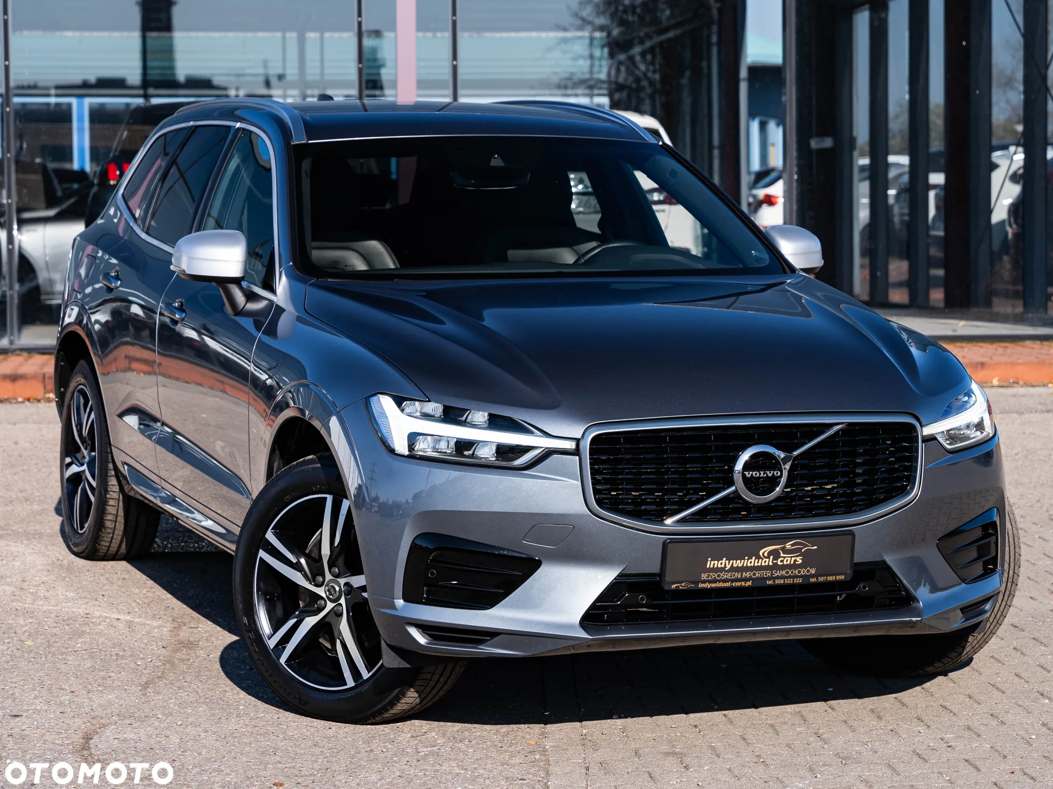 Volvo XC 60 D4 R-Design - 4
