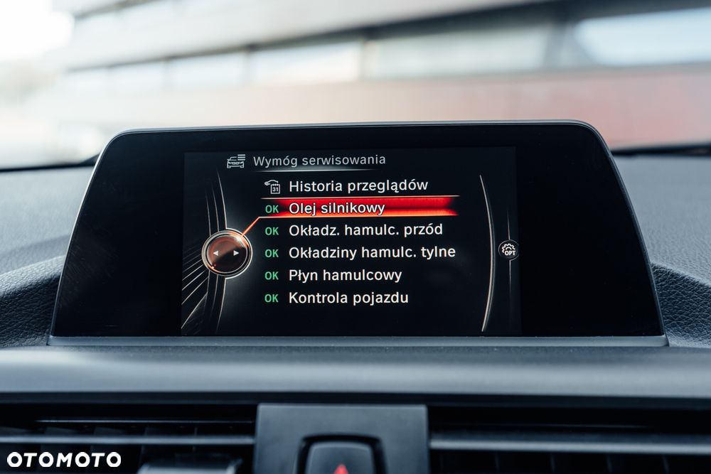 BMW Seria 1 118i Sport Line - 17
