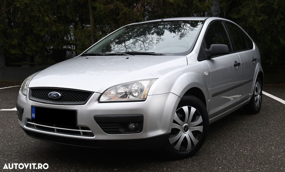 Ford Focus 1.6i 16V Ghia - 1