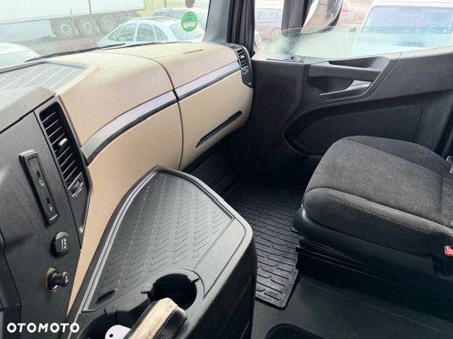 Mercedes-Benz 2545 - 16