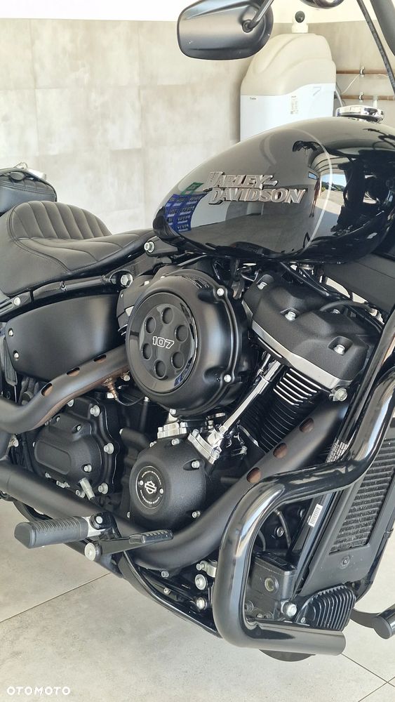 Harley-Davidson Softail Street Bob - 5