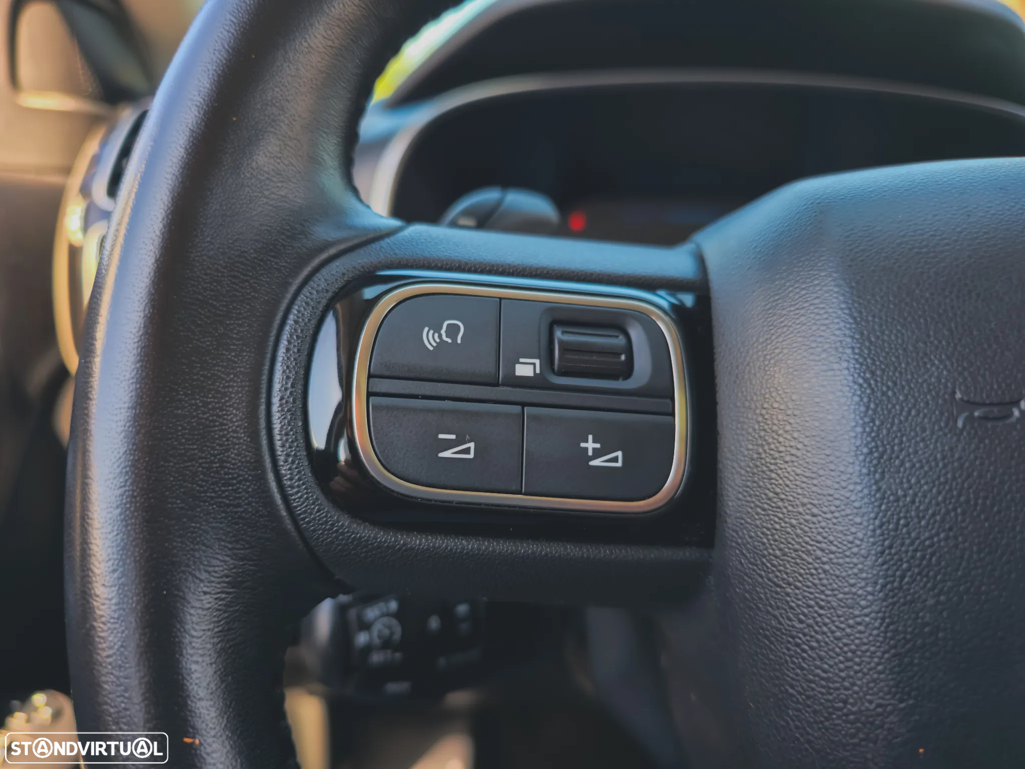 Citroën C5 Aircross Hybrid 225 e-EAT8 C-SERIES - 13
