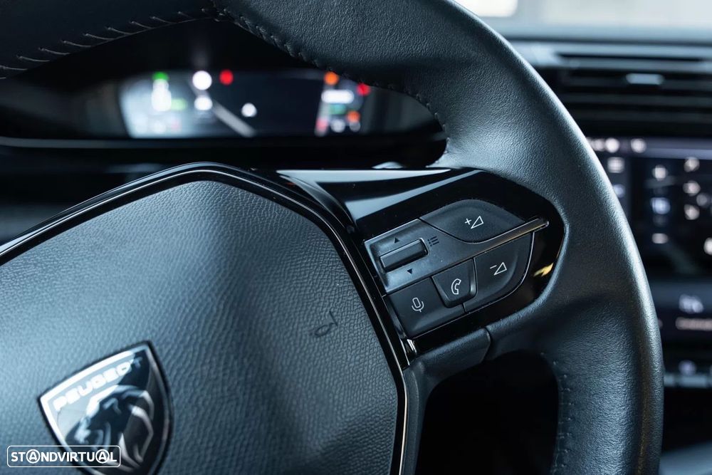 Peugeot 308 1.6 Hybrid Allure e-EAT8 - 19