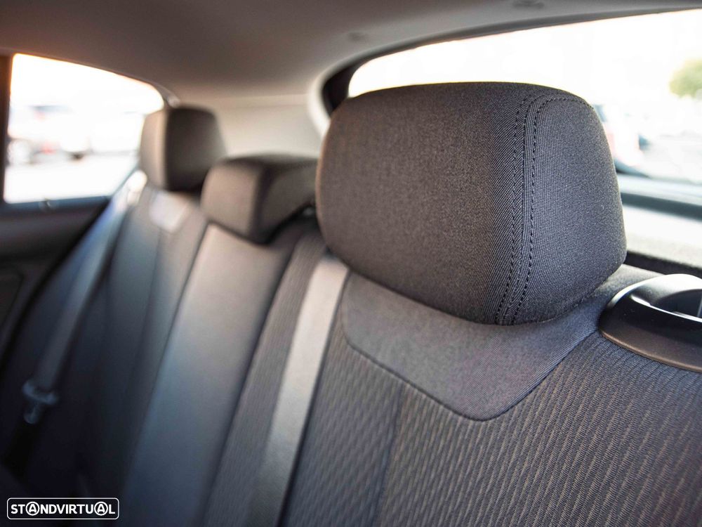 BMW 116 d EfficientDynamics - 34