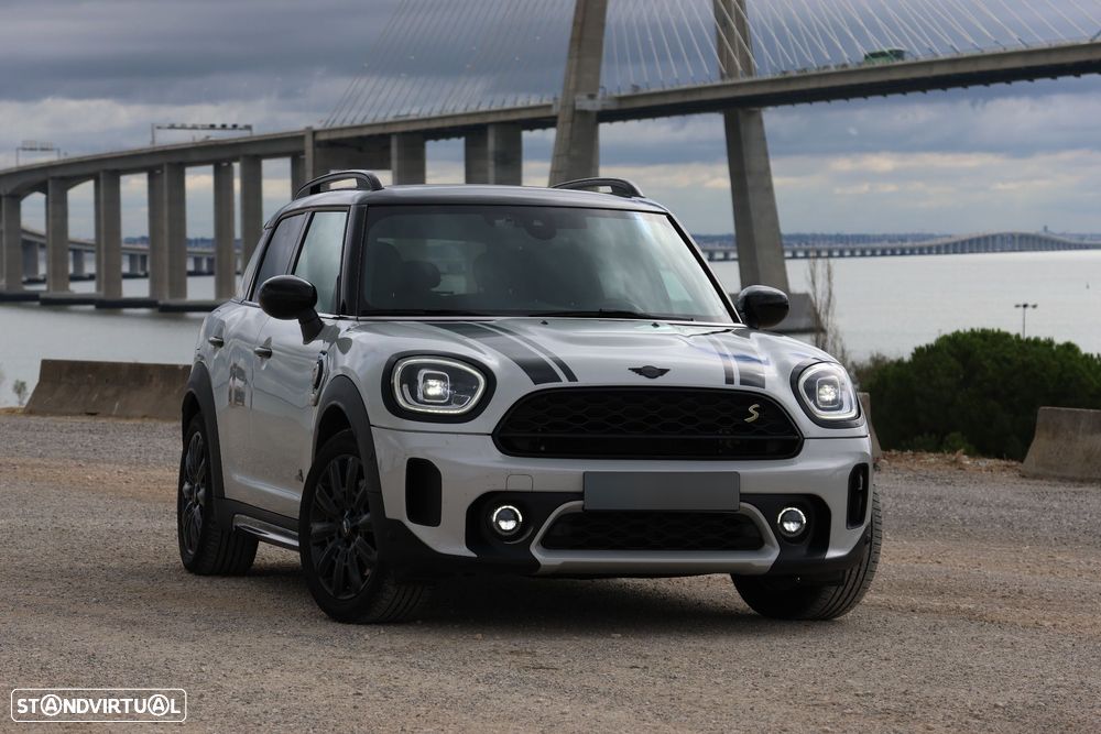 MINI Countryman Cooper SE ALL4 Auto - 1