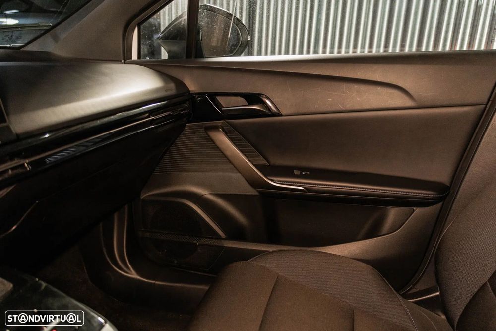 MG MG4 64 kWh Comfort - 26