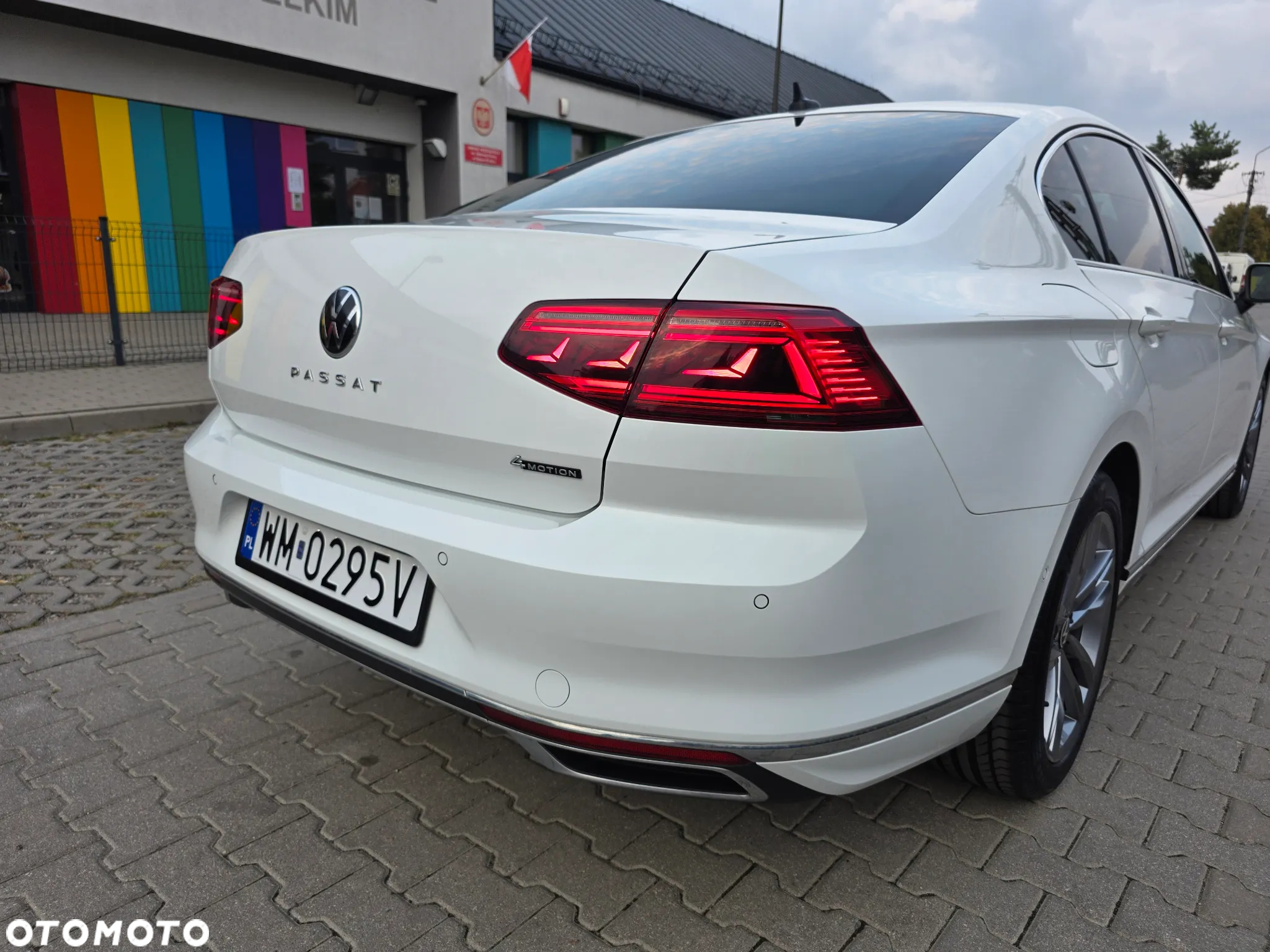 Volkswagen Passat 2.0 TDI Elegance DSG - 18
