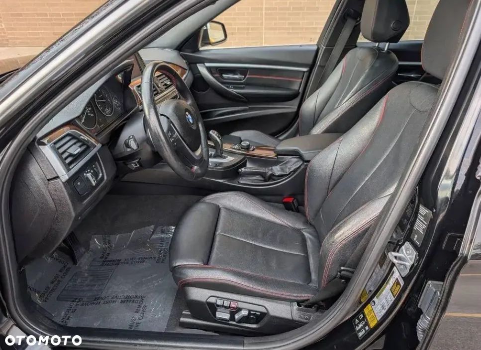 BMW Seria 3 330i GPF Sport Line Shadow - 11