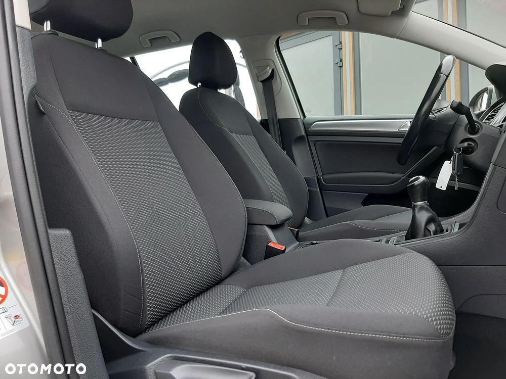Volkswagen Golf 1.6 TDI (BlueMotion Technology) Comfortline - 22