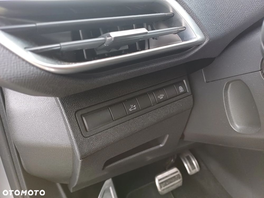 Peugeot 5008 BlueHDi 180 EAT8 GT - 15