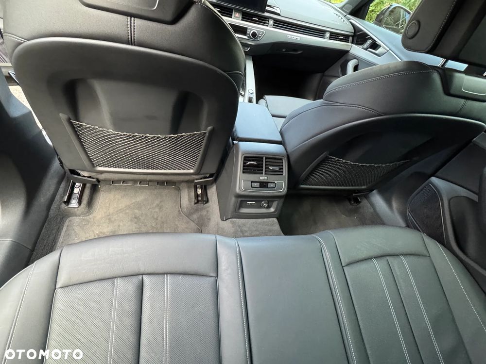 Audi A4 Limousine - 33
