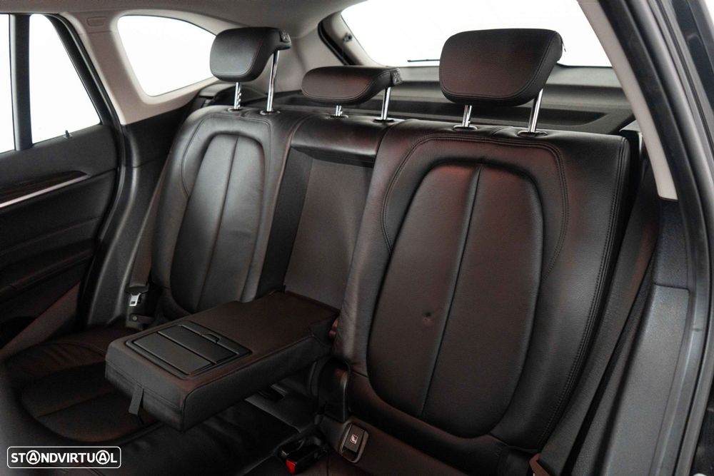 BMW X1 25 e xDrive Line Sport - 11