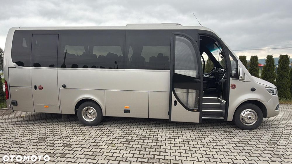 Mercedes-Benz Sprinter 519 - 2