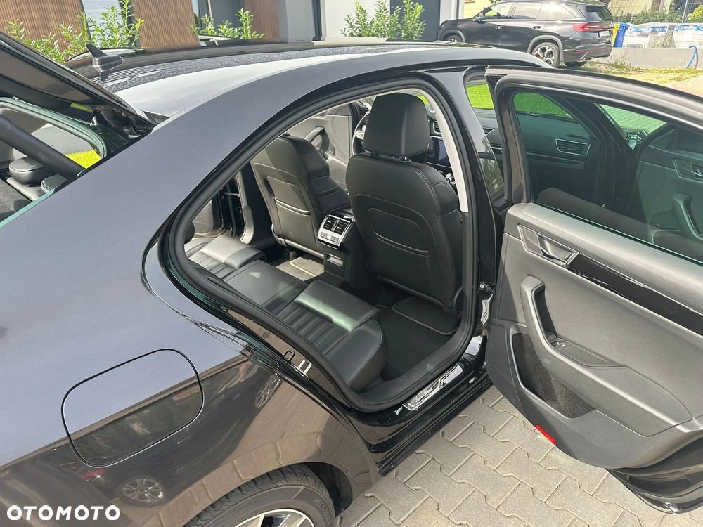 Skoda Superb 2.0 TDI 4x4 L&K DSG - 12