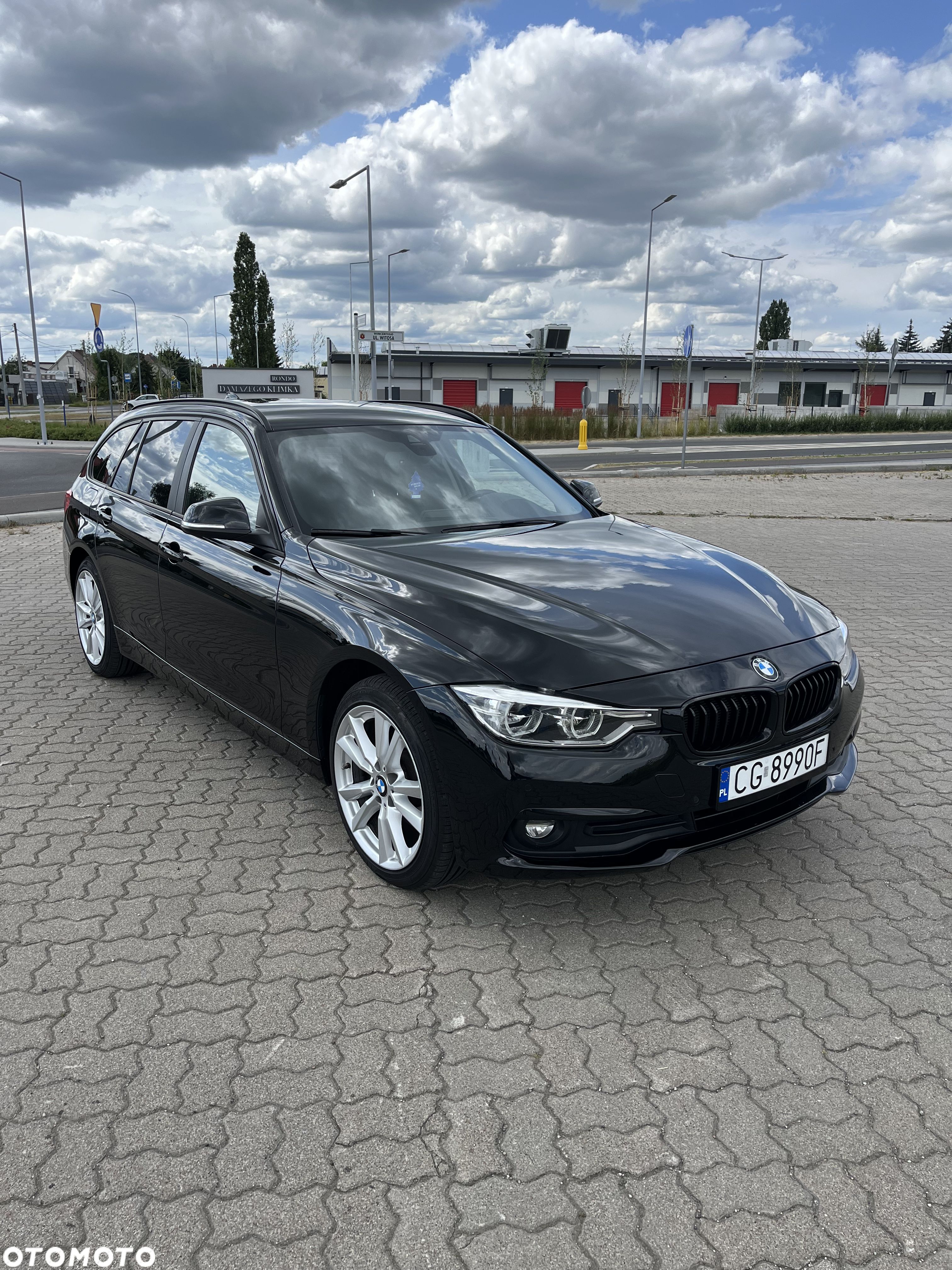 BMW Seria 3 320d xDrive Advantage - 1