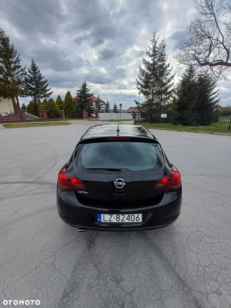 Opel Astra 1.4 Turbo - 16