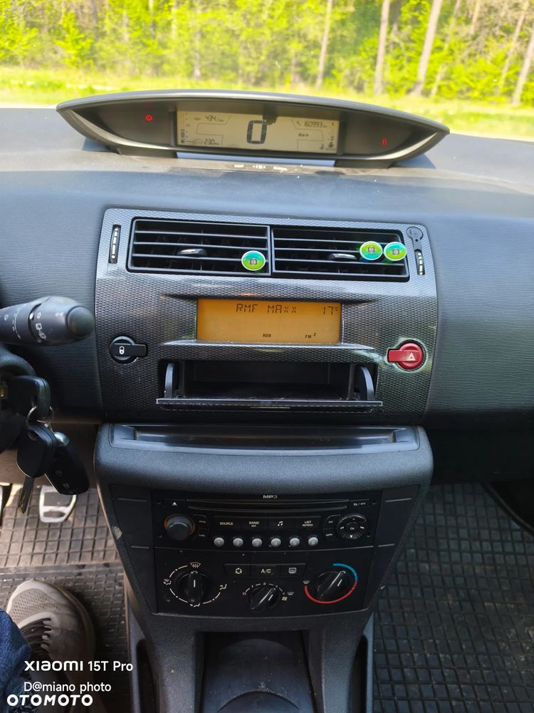 Citroën C4 1.6 16V Exclusive - 14