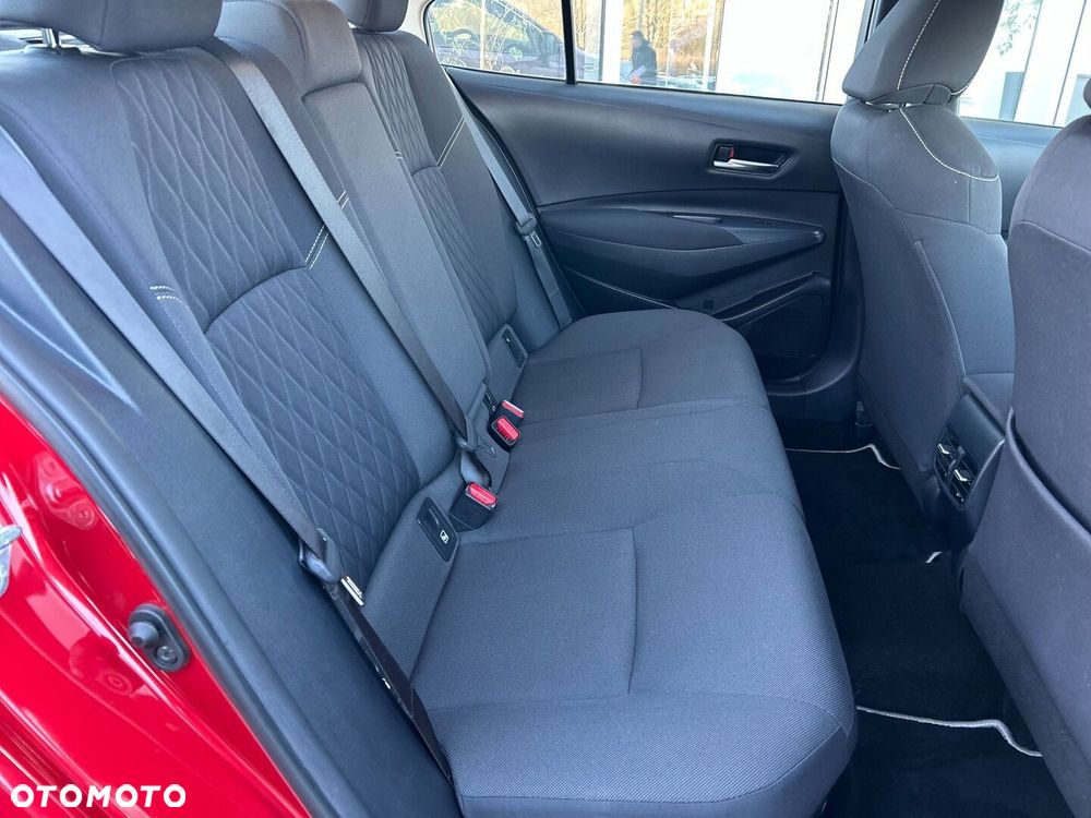 Toyota Corolla 1.8 Hybrid Comfort - 24